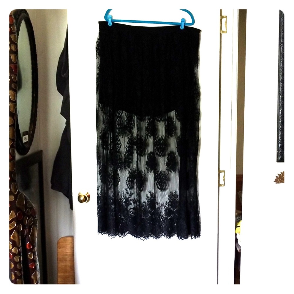 Black Lace Maxi Skort